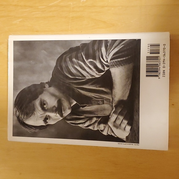 Paris Trout by Pete Dexter - Picture 2 of 2